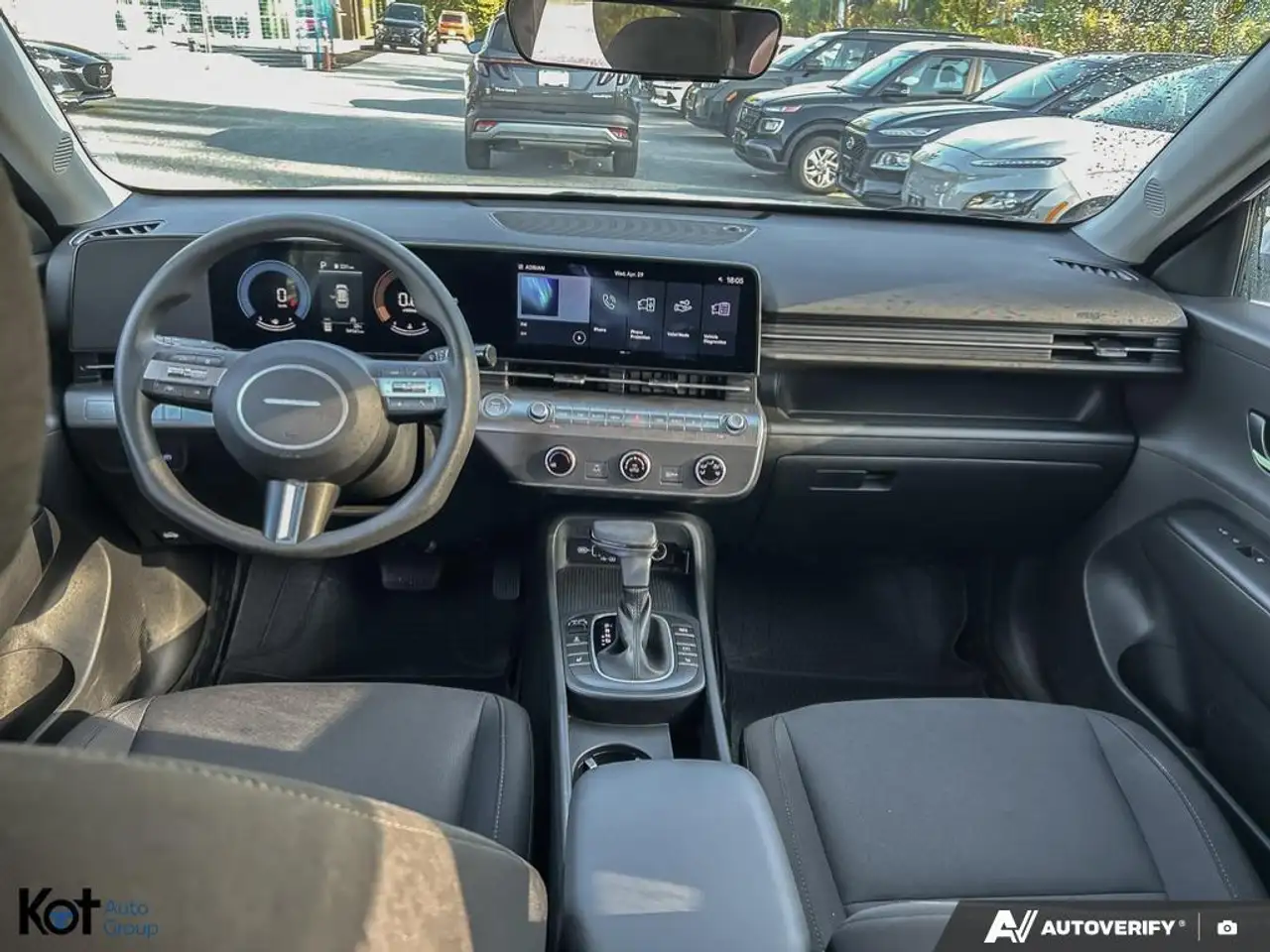 Hyundai KONA снимка Hyundai KONA