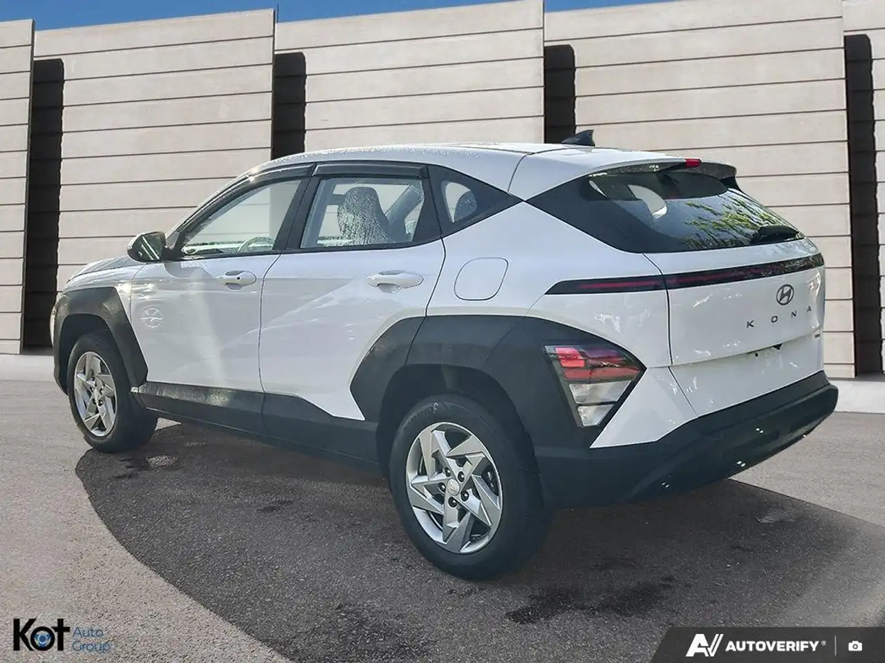 Hyundai KONA снимка Hyundai KONA