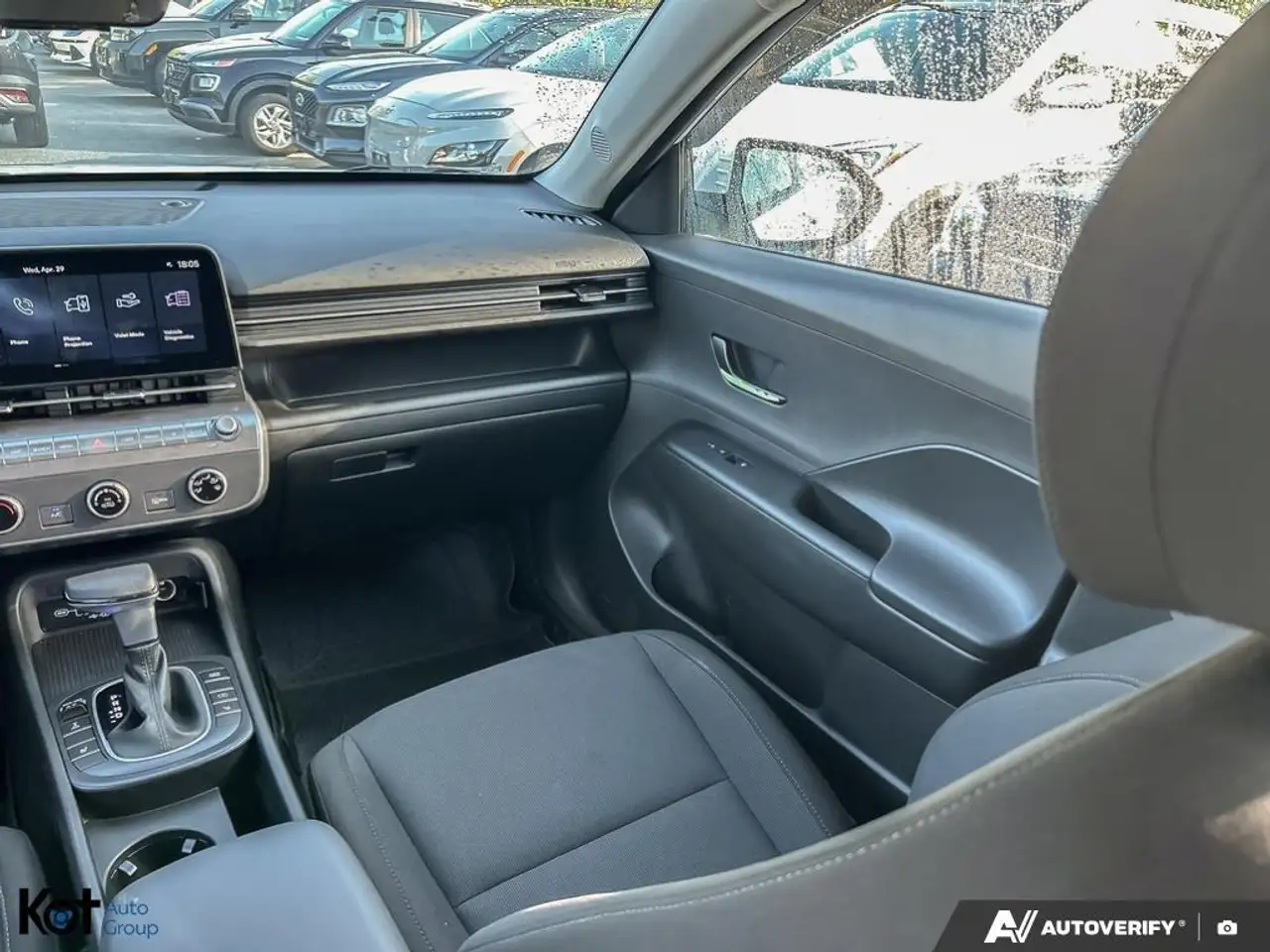 Hyundai KONA снимка Hyundai KONA