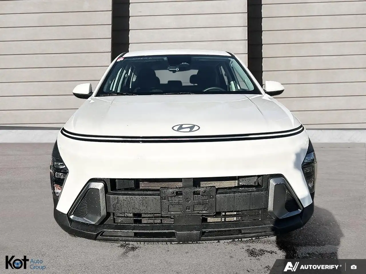 Hyundai KONA снимка Hyundai KONA