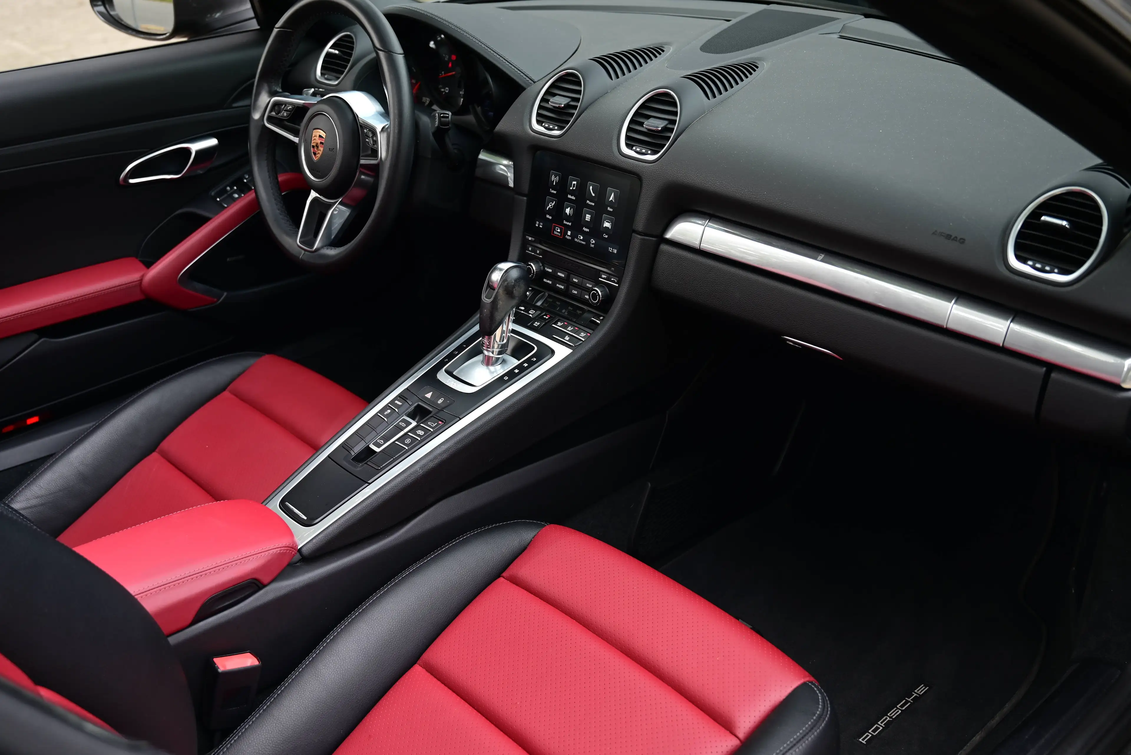 Porsche 718 BOXSTER / PDK / LEATHER / NAVI / XENON / ALARM / 1ST OWNER / TOP CONDITION / 1ST PAINT — photo 12
