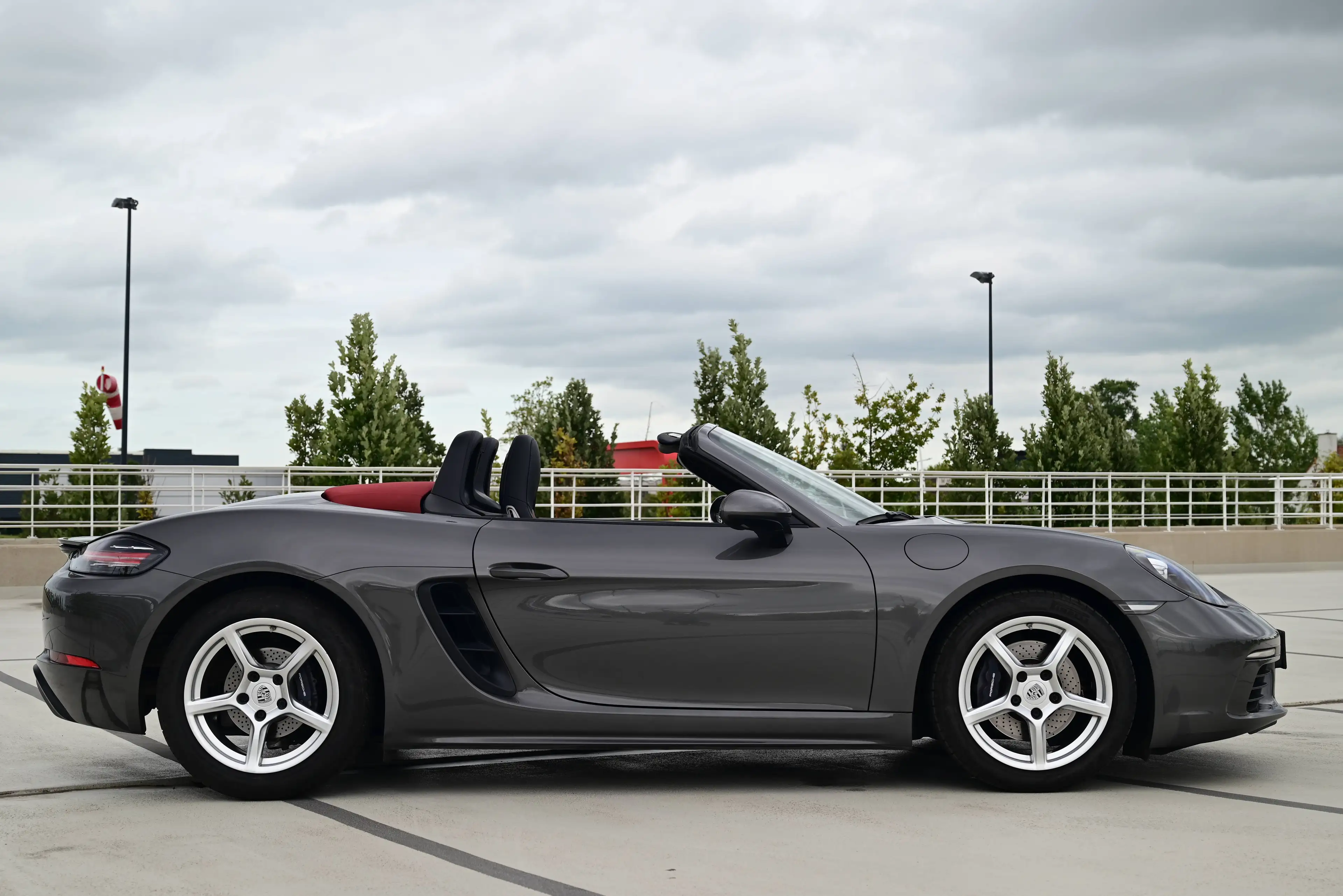 Porsche 718 BOXSTER / PDK / LEATHER / NAVI / XENON / ALARM / 1ST OWNER / TOP CONDITION / 1ST PAINT — photo 9