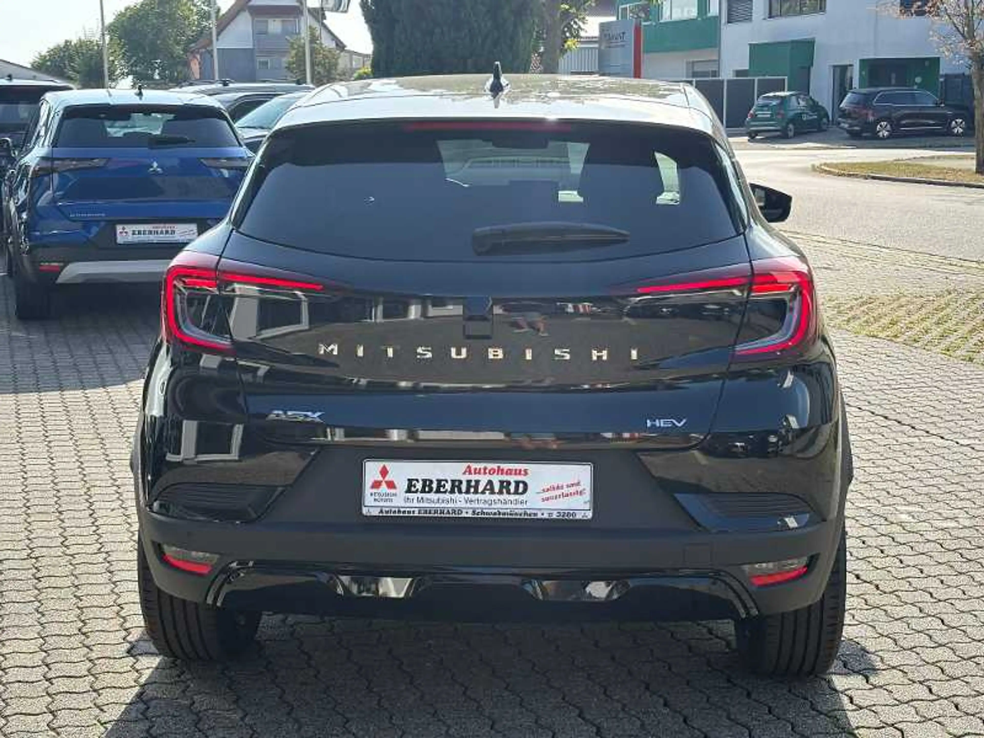 Mitsubishi ASX 1.8 Hybrid Black — photo 5