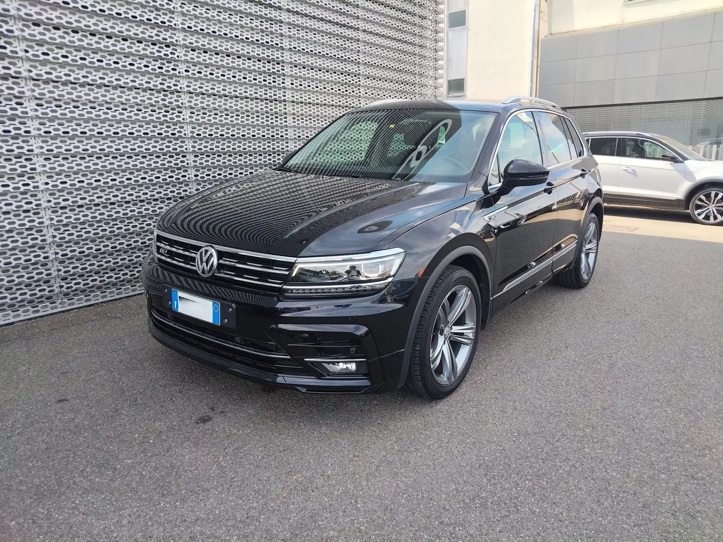 Volkswagen Tiguan Tiguan 2.0 TDI SCR DSG Advanced BlueMotion Techno Nero - 1
