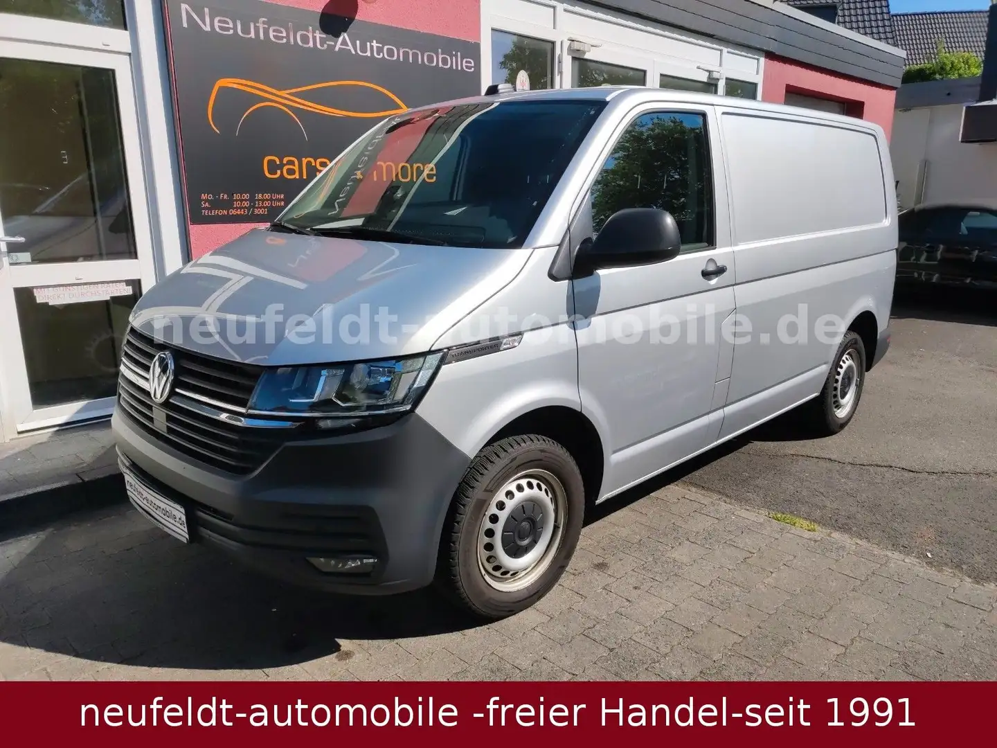 Volkswagen T6 Transporter T6.1 Kasten 2Sitze Klappe Navi PDC 1.Hand Silber - 1