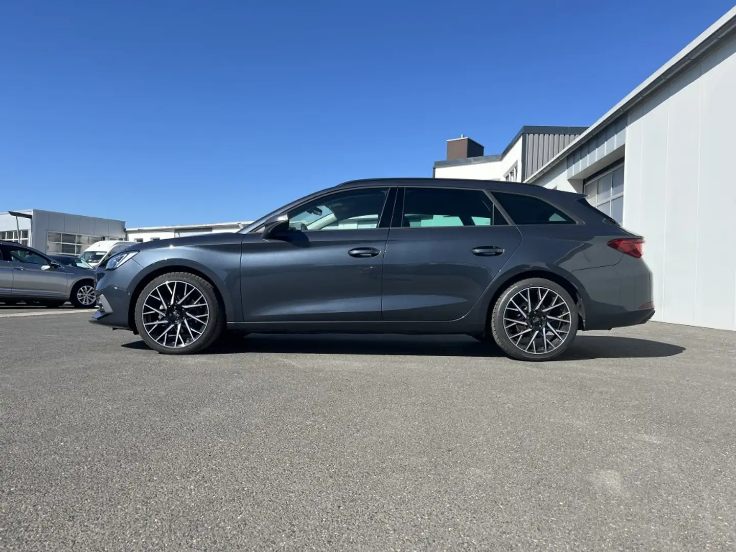SEAT Leon SP 1.5 TSI DSG FR-Line Blackline 156€ m. 20% Anz Grau - 2