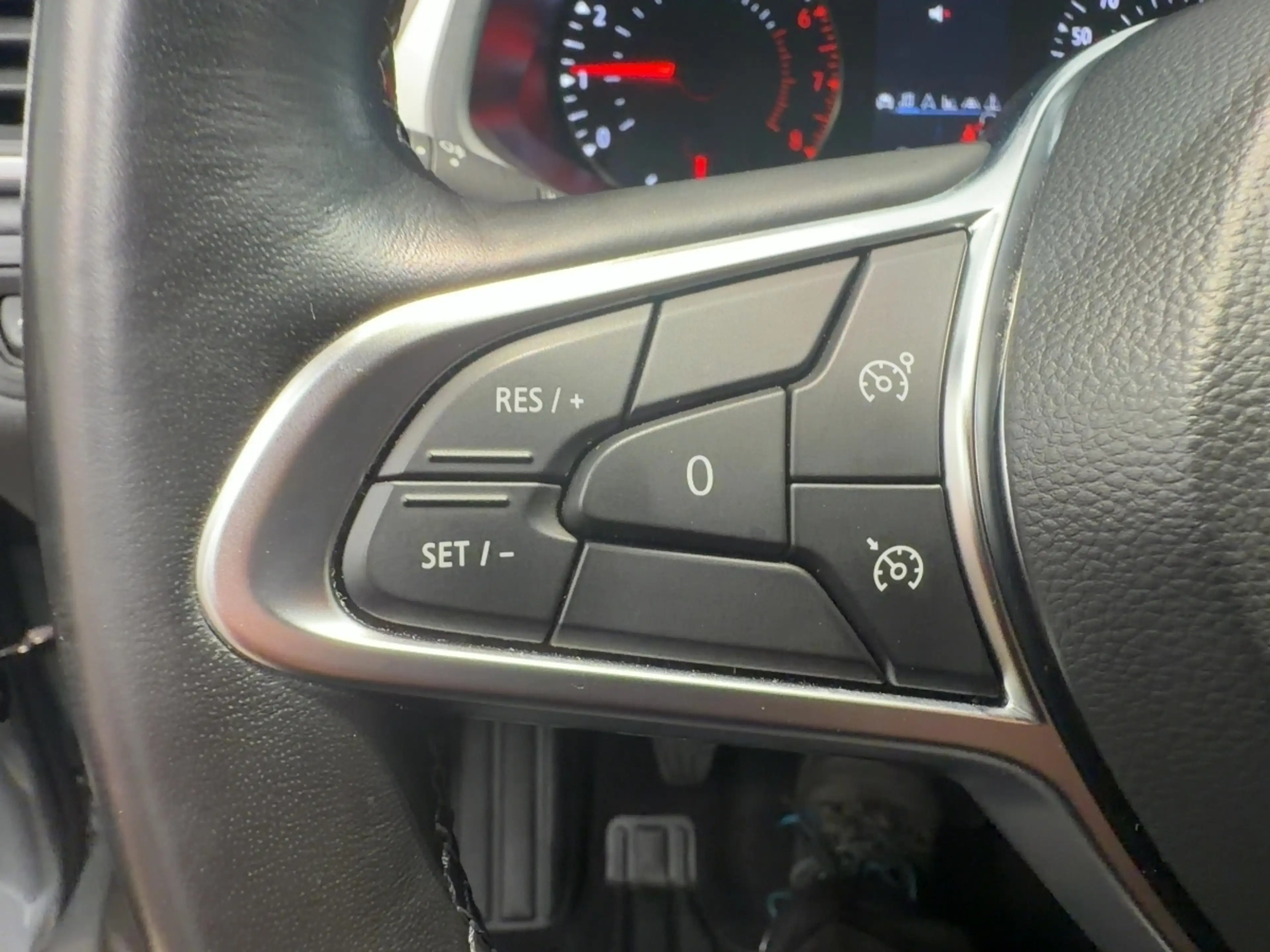Renault Captur 1.0 TCE 90 EQUILIBRE — photo 15