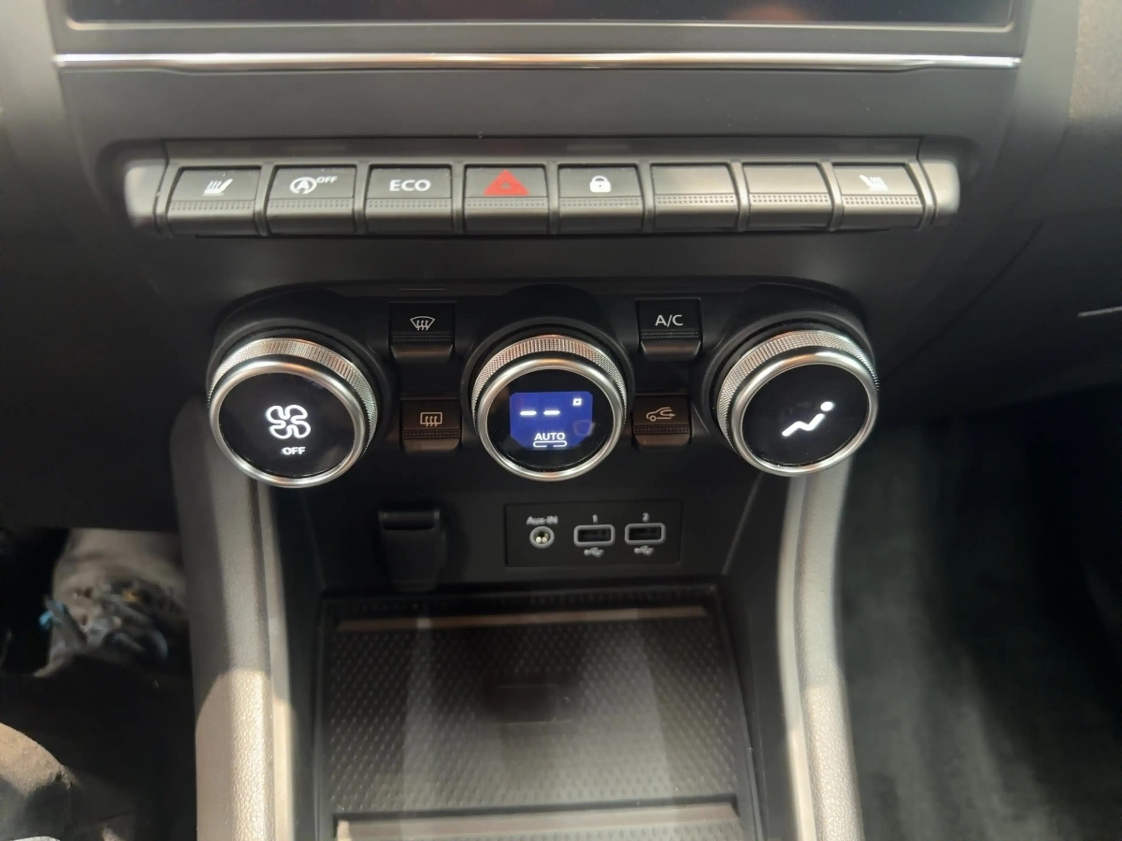 Renault Captur 1.0 TCE 90 EQUILIBRE — photo 17
