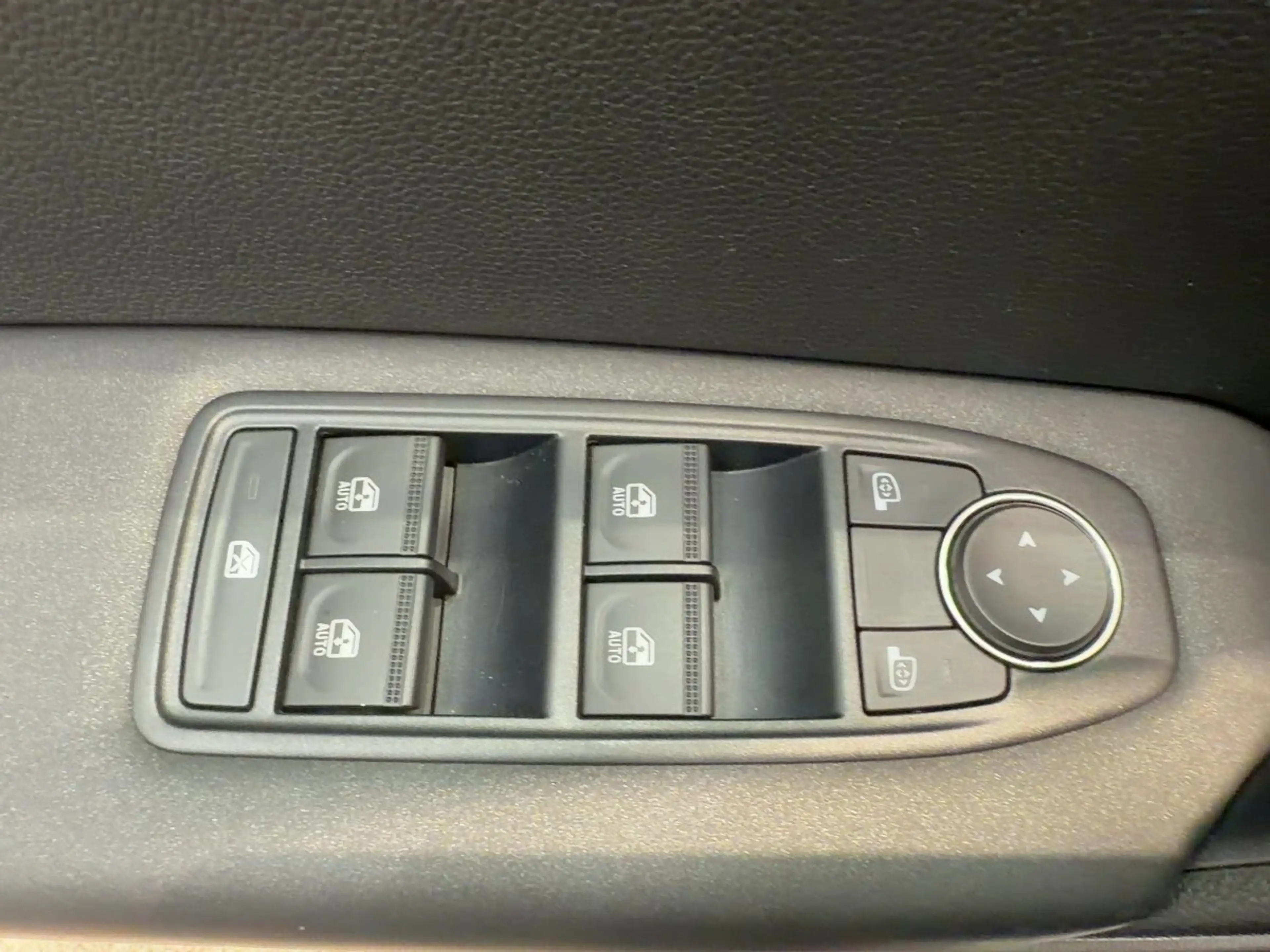 Renault Captur 1.0 TCE 90 EQUILIBRE — photo 13