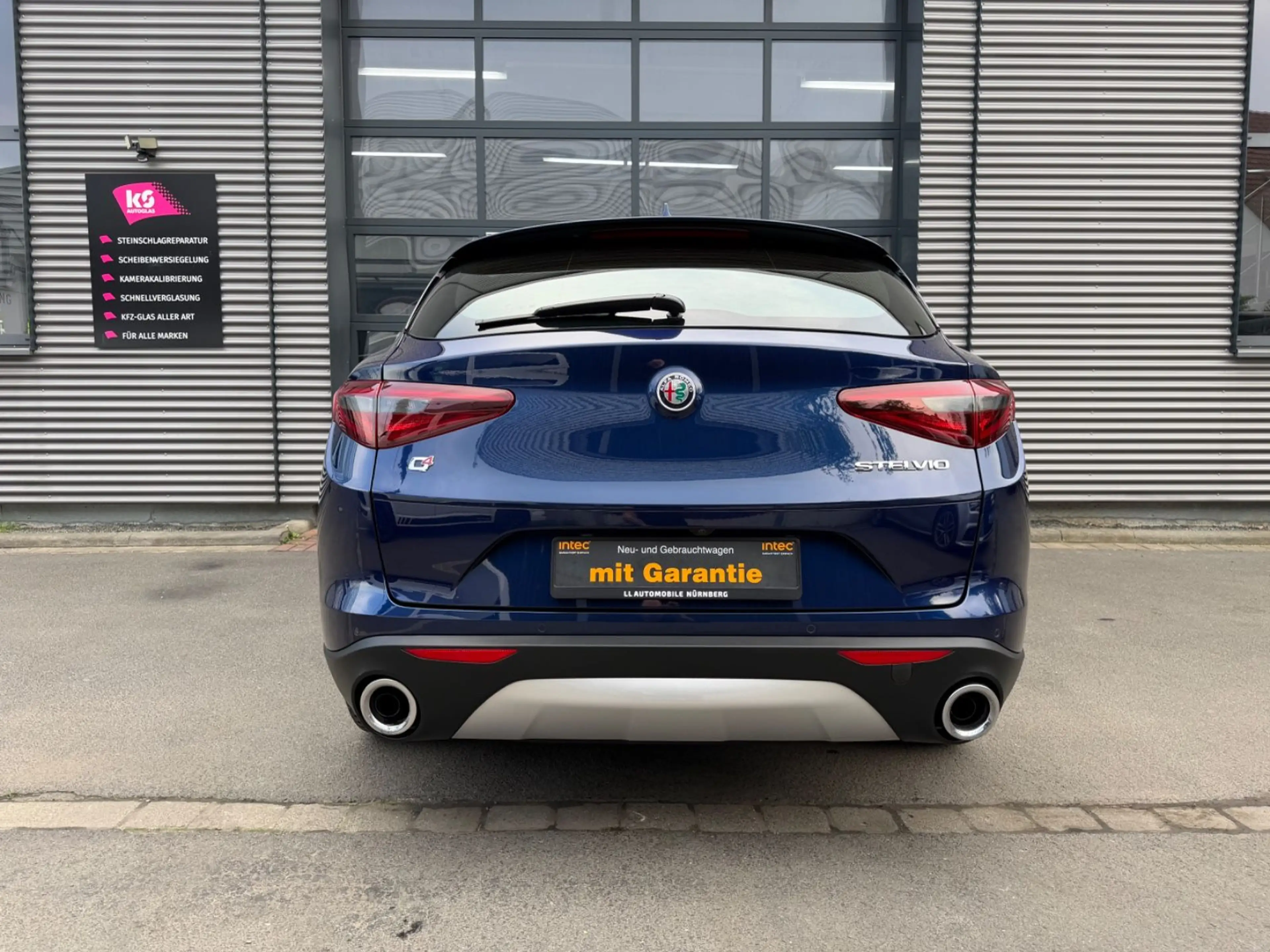 Alfa Romeo Stelvio Super Q4*GARANTIE*NAVI*BI-XENON*LEDER* — photo 6