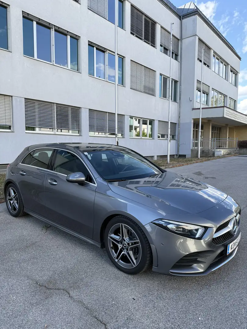 Mercedes-Benz A 250 AMG Line / Multibeam / Panorama Grau - 2