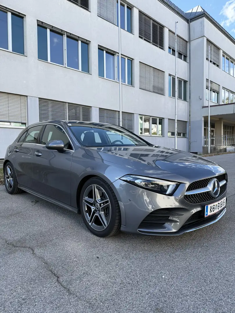 Mercedes-Benz A 250 AMG Line / Multibeam / Panorama Grau - 1