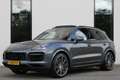 Porsche Cayenne 3.0 E-Hybrid / Sport-Chrono / Sport-Design / Lucht Grijs - thumbnail 2