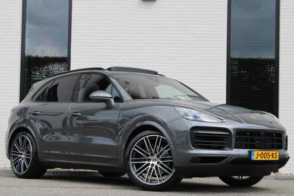 Porsche Cayenne 3.0 E-Hybrid / Sport-Chrono / Sport-Design / Lucht
