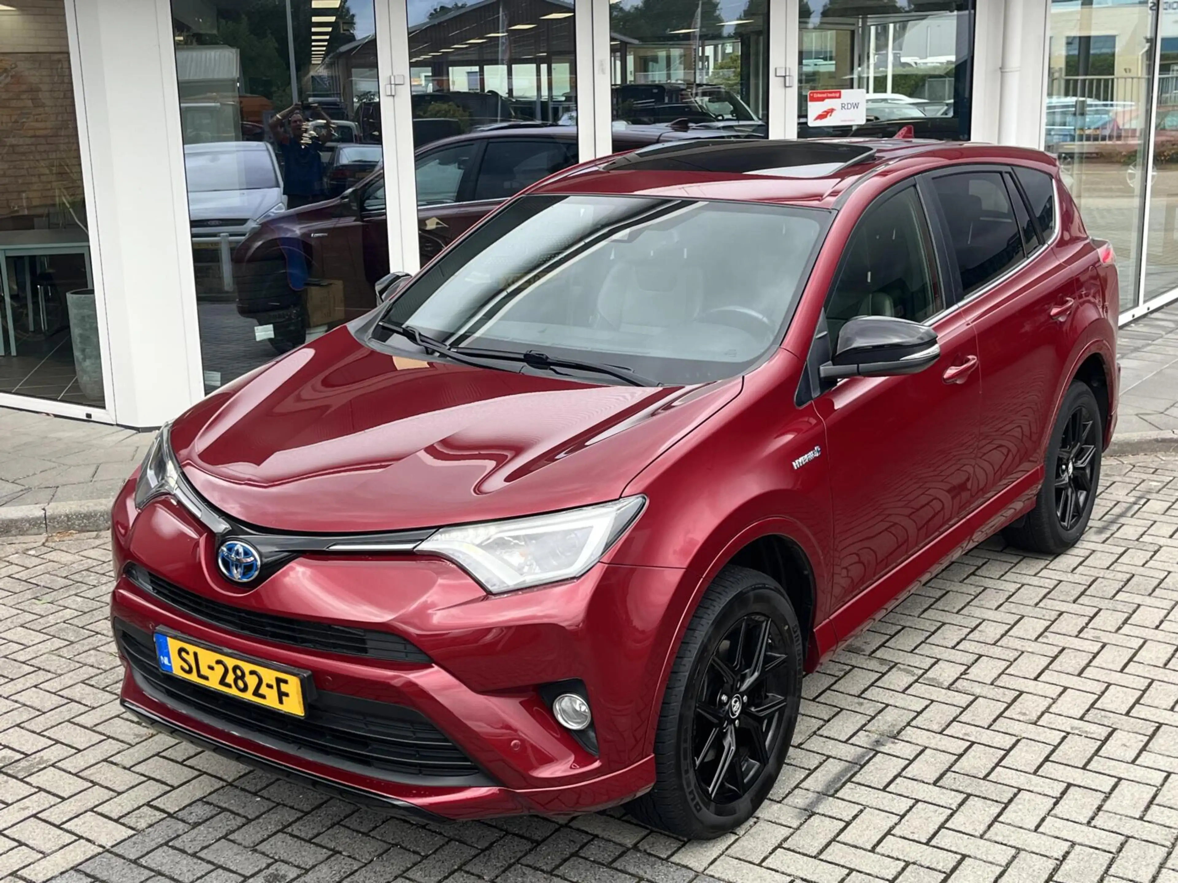 Toyota RAV 4 2.5 Hybrid 197PK Black Ed. SUNROOF+LEDER+NL AUTO — photo 14