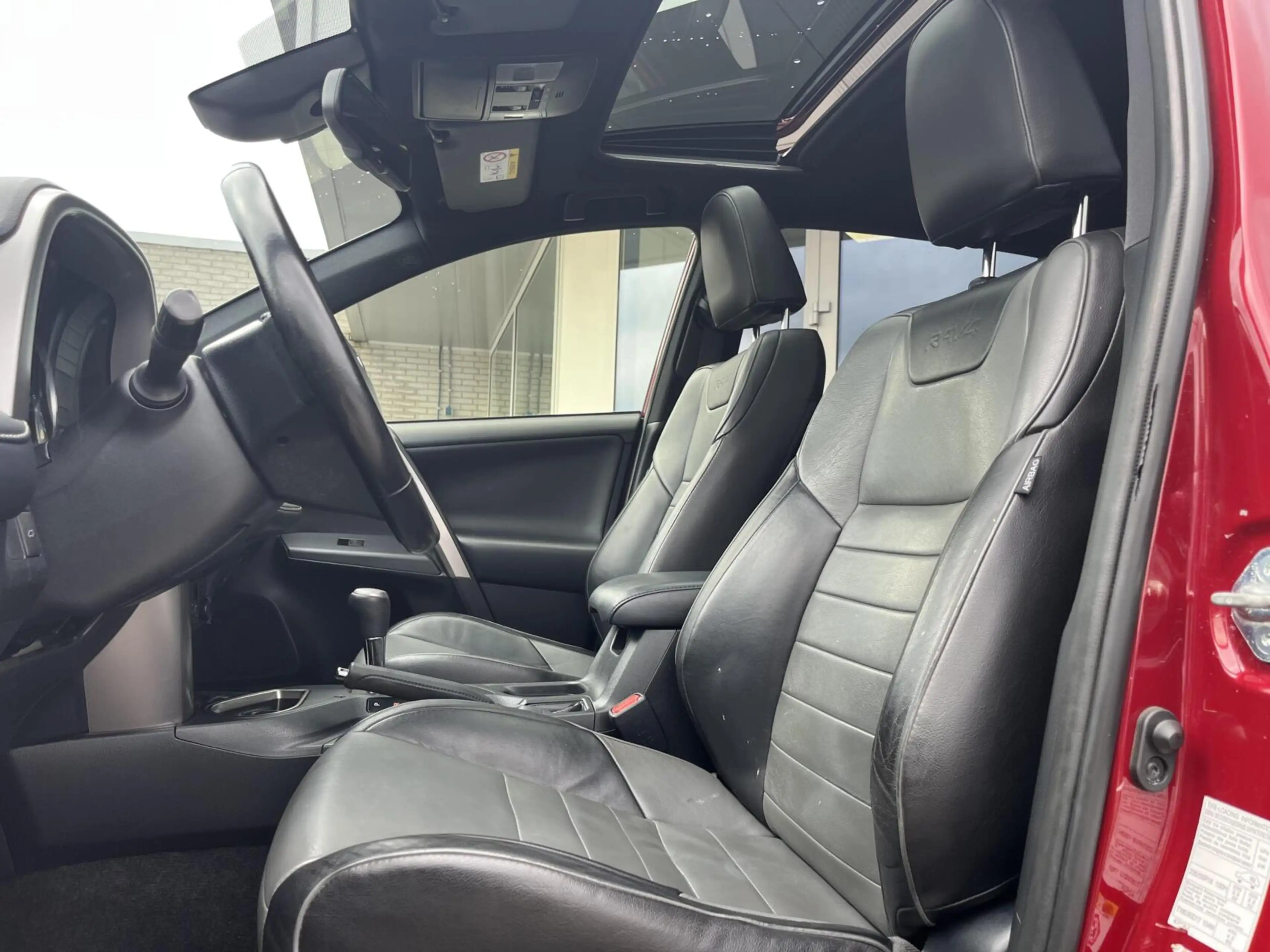 Toyota RAV 4 2.5 Hybrid 197PK Black Ed. SUNROOF+LEDER+NL AUTO — photo 6