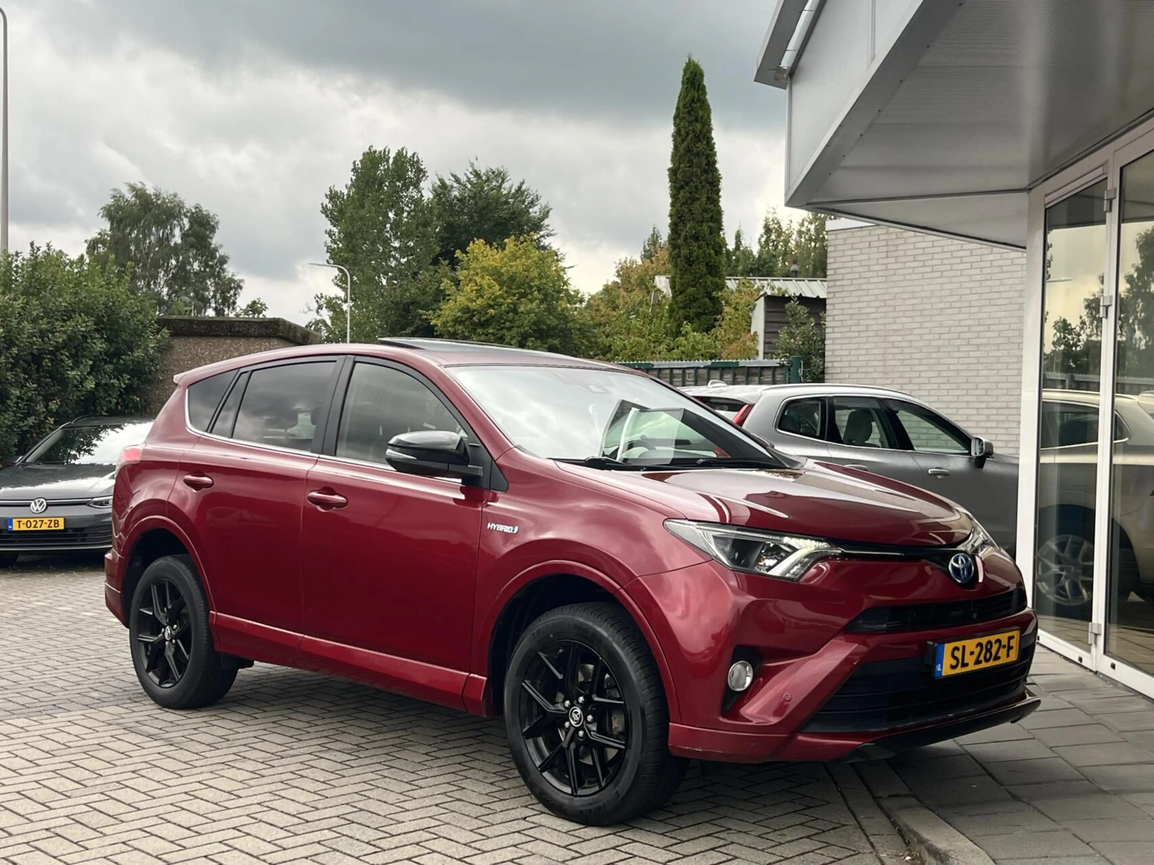 Toyota RAV 4 2.5 Hybrid 197PK Black Ed. SUNROOF+LEDER+NL AUTO — photo 16