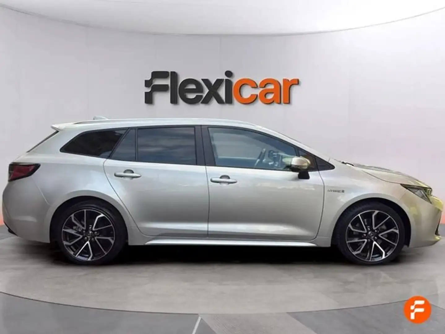 Toyota Corolla Touring Sports 180H Active Tech Gris - 2
