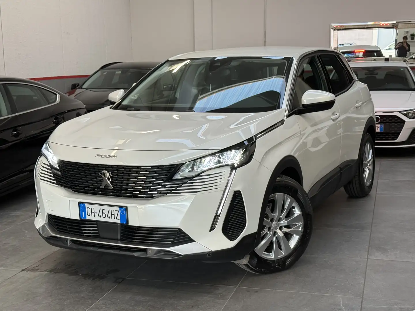 Peugeot 3008 1.5 bluehdi Active Business s&s 130cv eat8 - 1