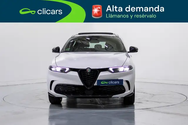 Alfa Romeo Tonale view 2