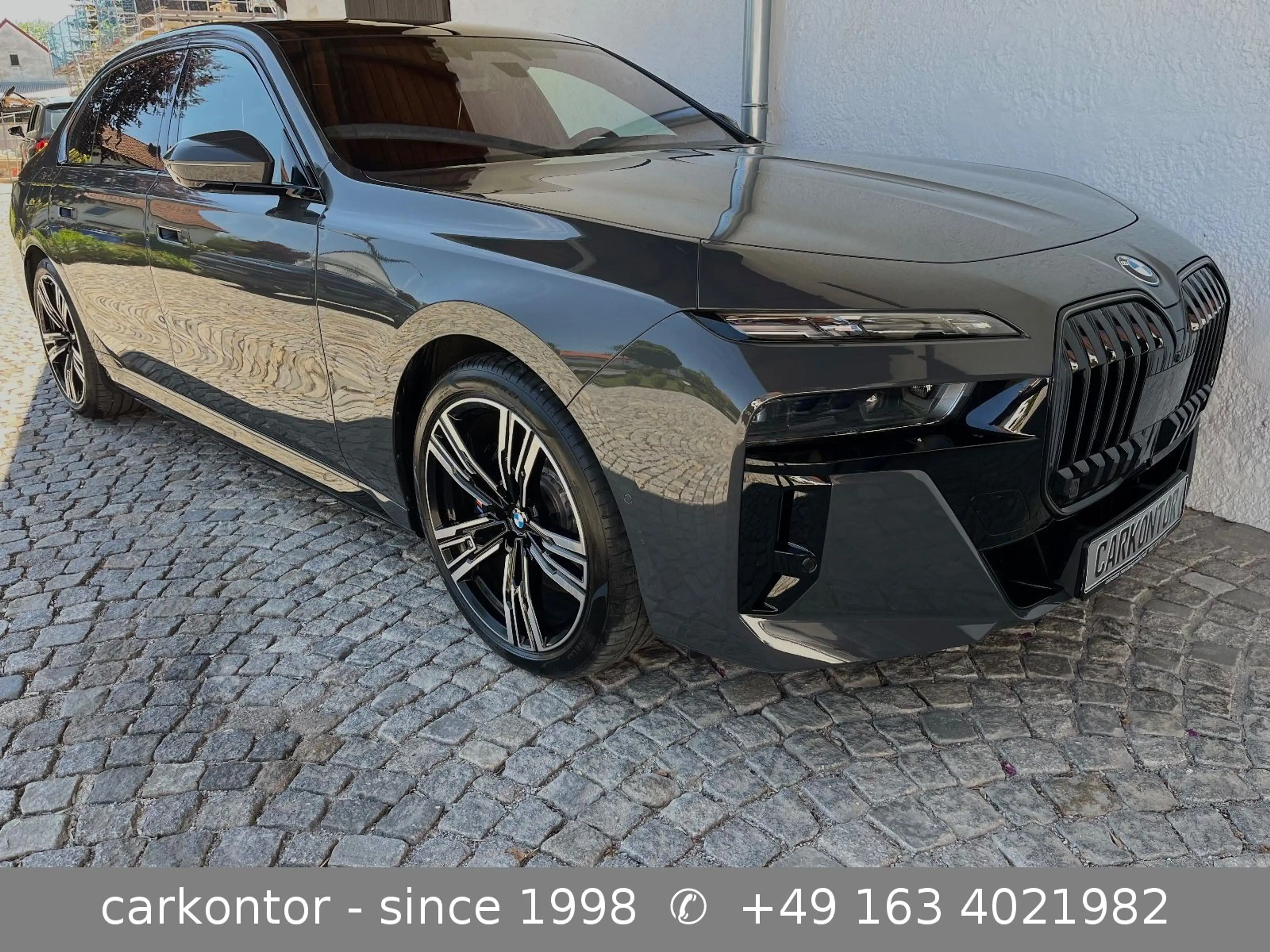 BMW i7 xDr. 60 *M SPORT PRO*LOUNGE SEAT*FOND ENT*SKY — photo 11