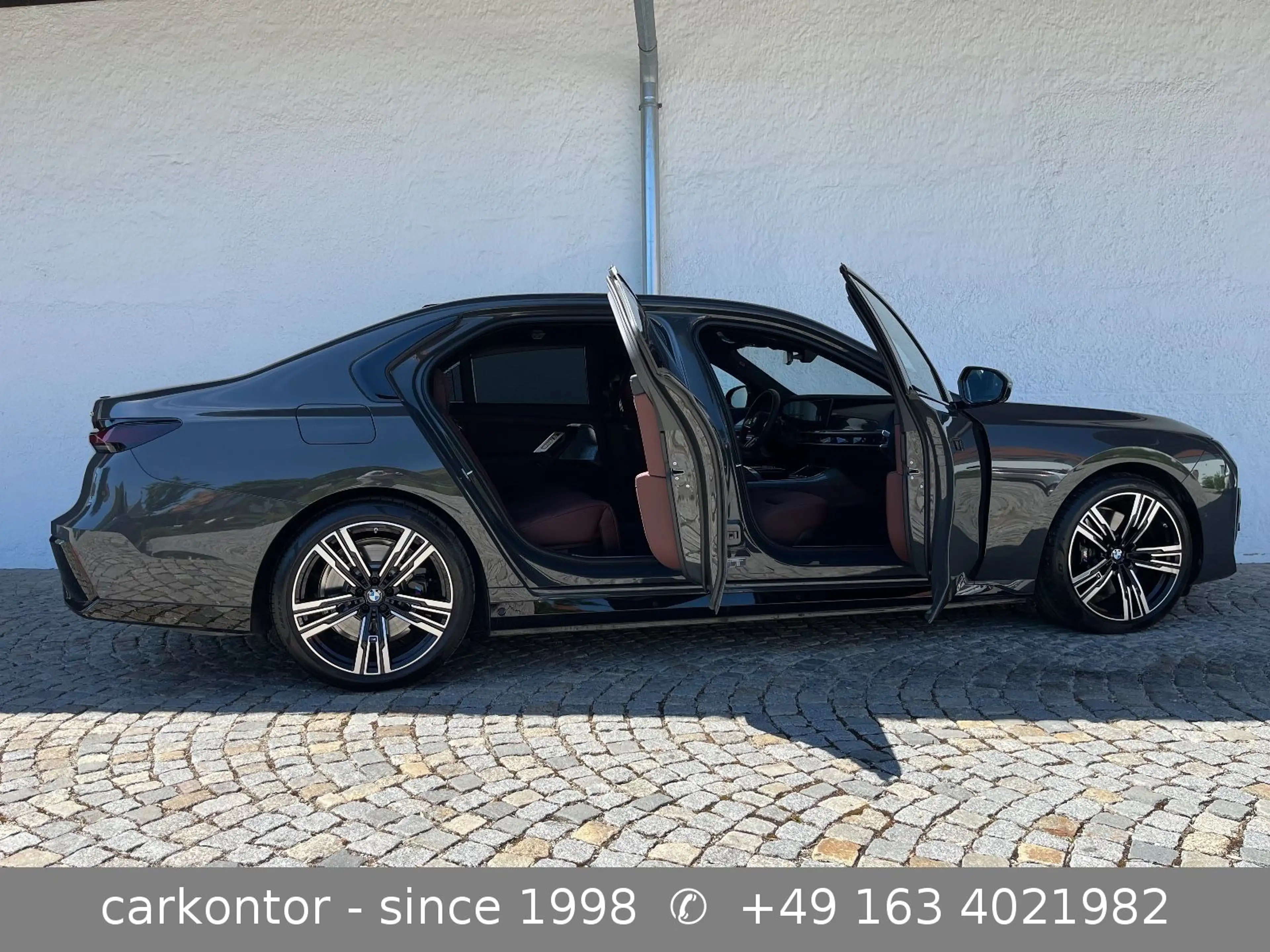 BMW i7 xDr. 60 *M SPORT PRO*LOUNGE SEAT*FOND ENT*SKY — photo 3
