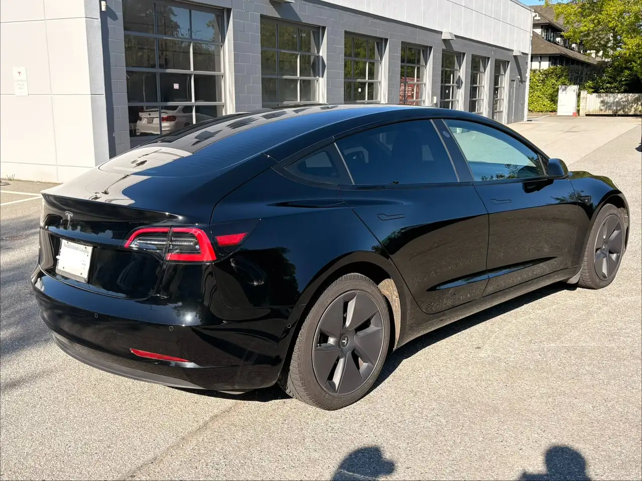 Tesla Model 3 снимка Tesla Model 3
