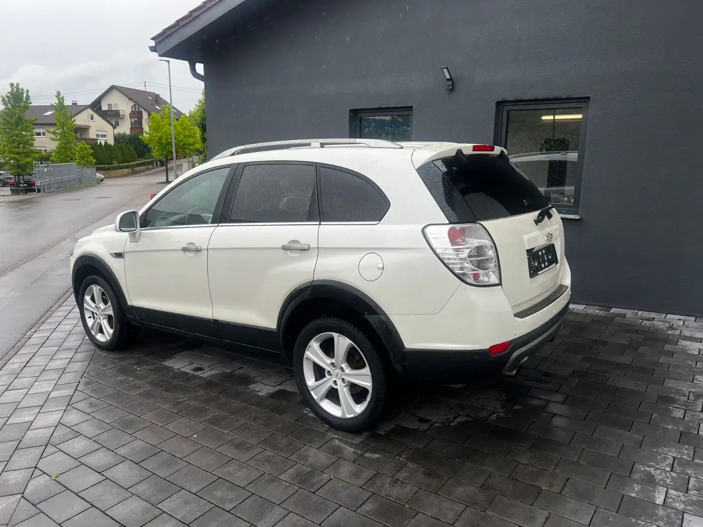 Chevrolet Captiva 3.0 LTZ 4WD Automatik/7Sitzer Fehér - 2