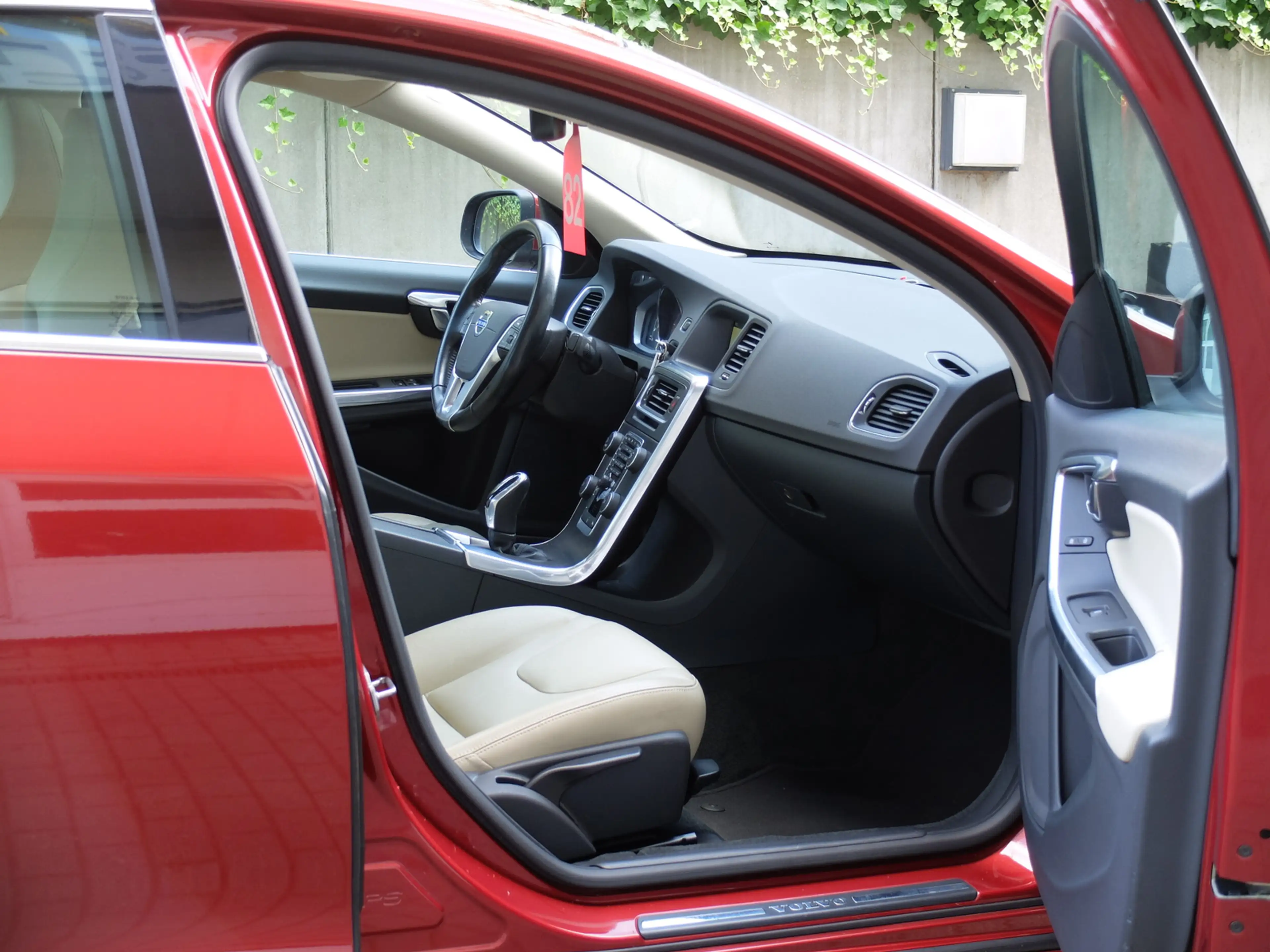 Volvo S60 Momentum 2.0 D3 Automatik Leder — photo 12