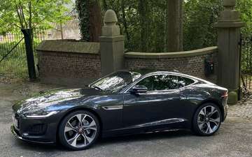 F-Type Coupe 2.0 i4 P300