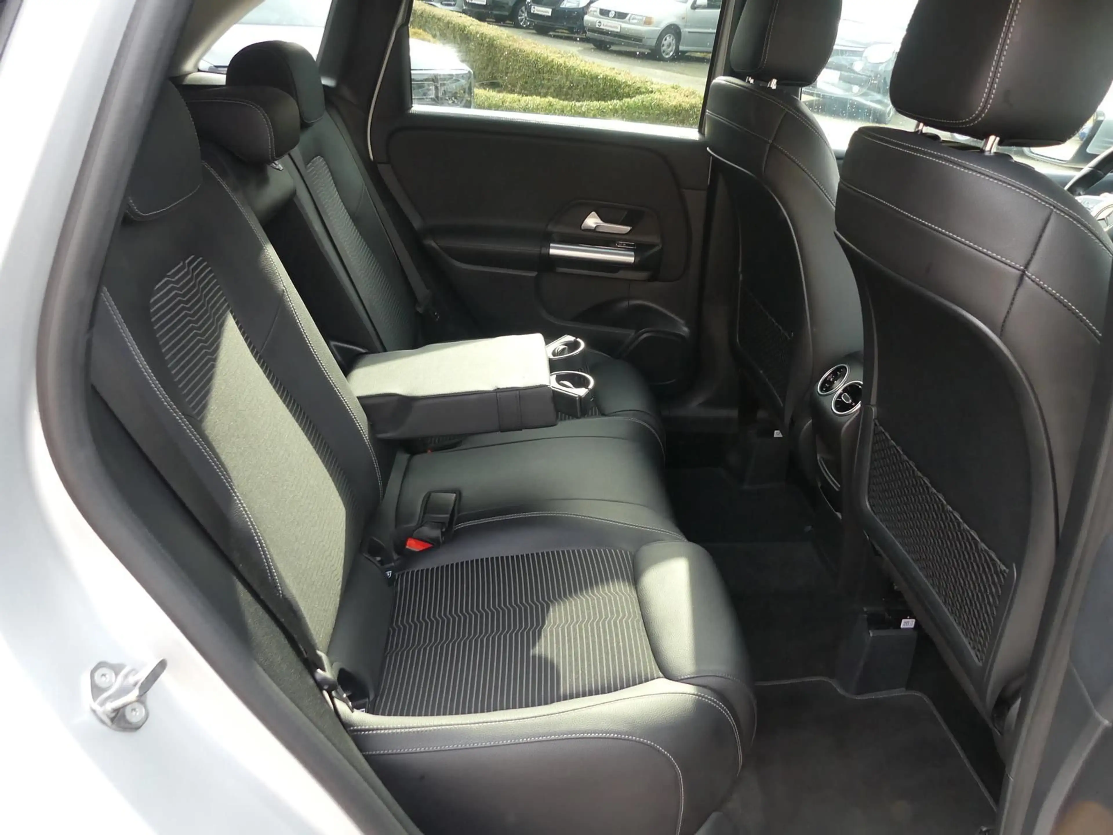 Mercedes-Benz B 220 B220 4Matic*2.0*KAM*USB*Tempomat*Automatik*SHZ* — photo 10