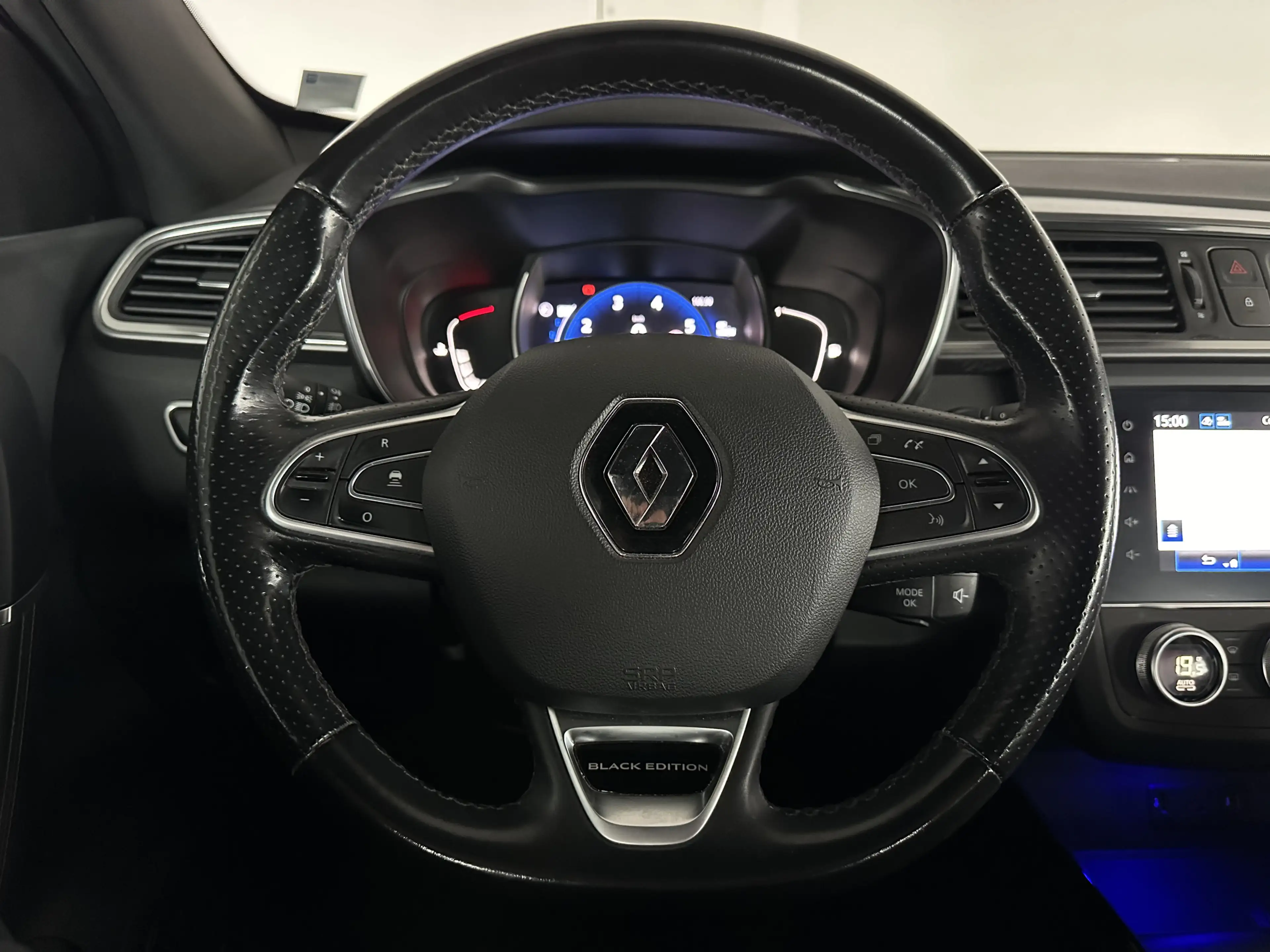 Renault Kadjar BLACK EDITION NAVI *ACC *BOSE *AHK *TOT *SPUR — photo 15