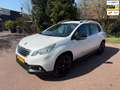 Peugeot 2008 1.2 PureTech Urban Cross / Navi / Apk / NAP / pdc Wit - thumbnail 1