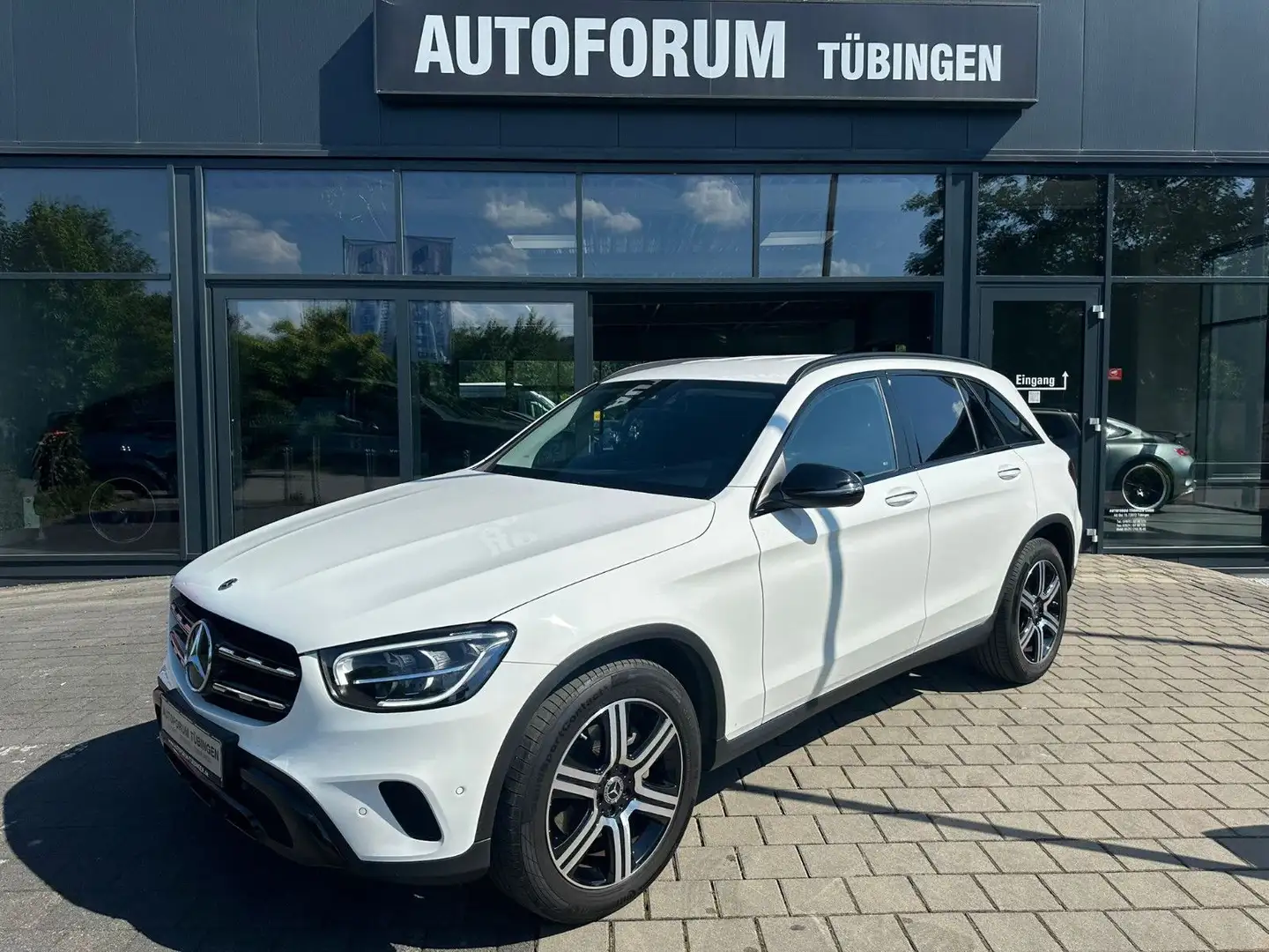 Mercedes-Benz GLC 300 4MATIC Autom *NIGHT*AHK*TEMPO*SOUND*KEY* Blanc - 1