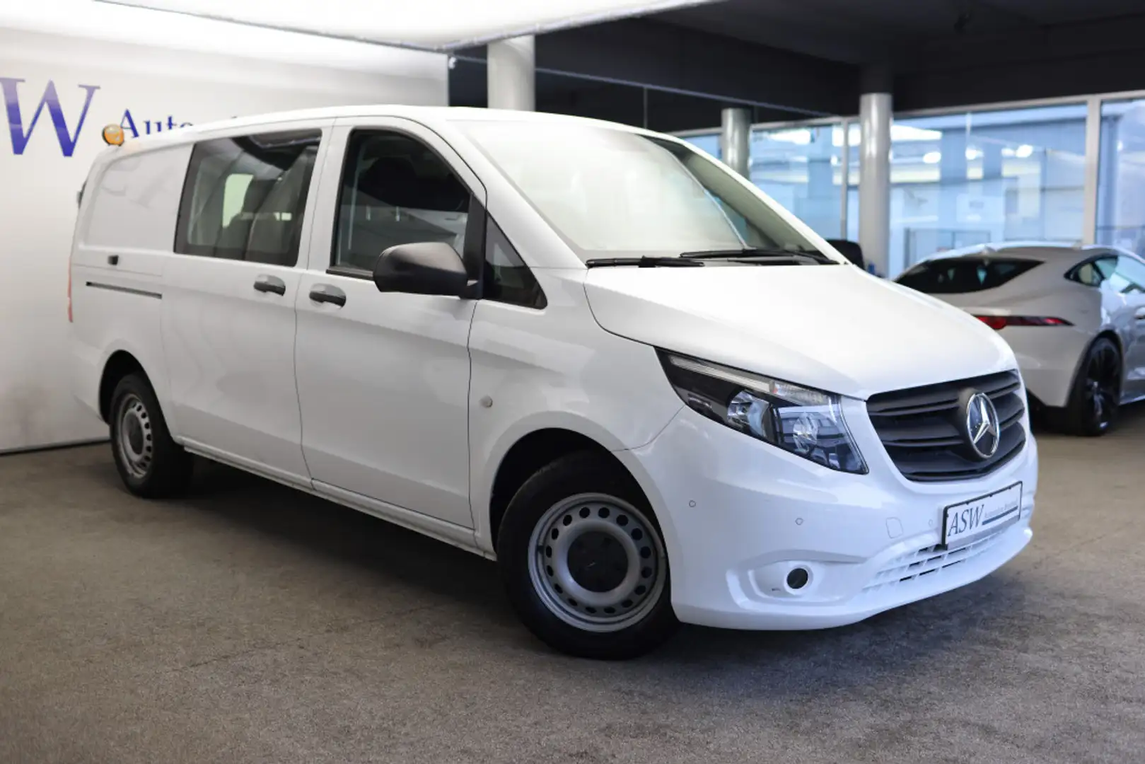 Mercedes-Benz Vito 114 CDI MIXTO LANG 6-SITZER   ANHÄNGERKUP. Blanc - 1