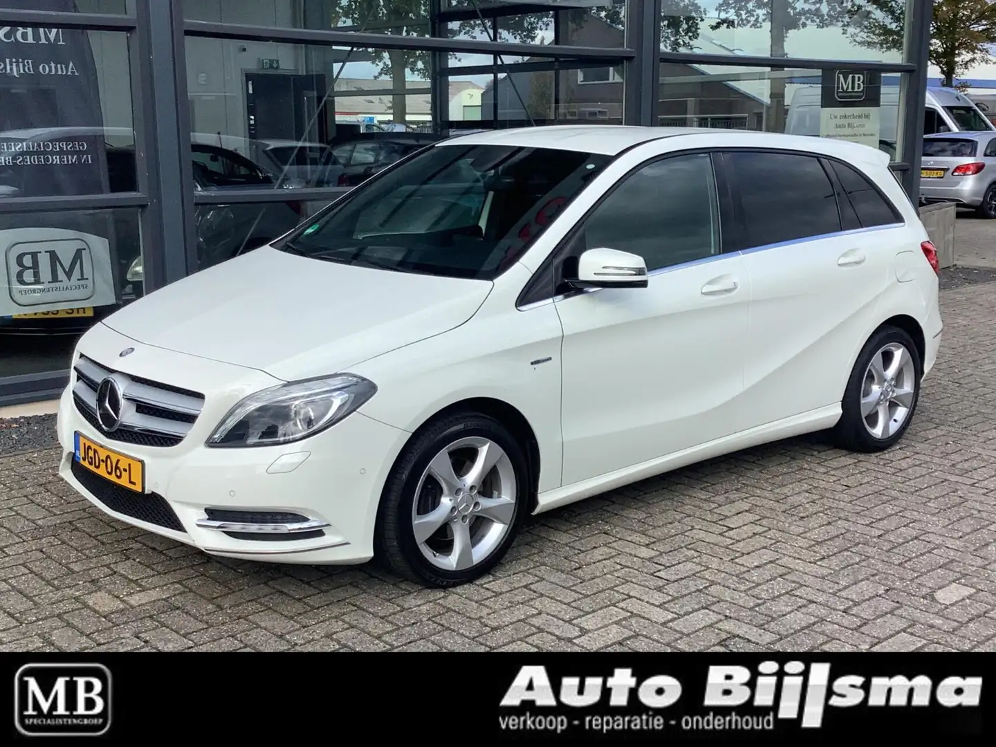 Mercedes-Benz B 200 Ambition, automaat, xenon verlichting, parkeersens Blanc - 1
