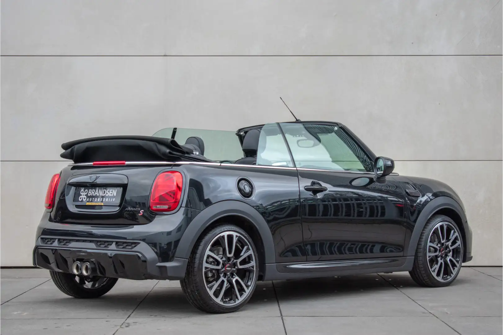 MINI Cooper S Cabrio Mini 2.0 Rockingham GT Edition 18"- Leer-JCW Pakke Чорний - 2