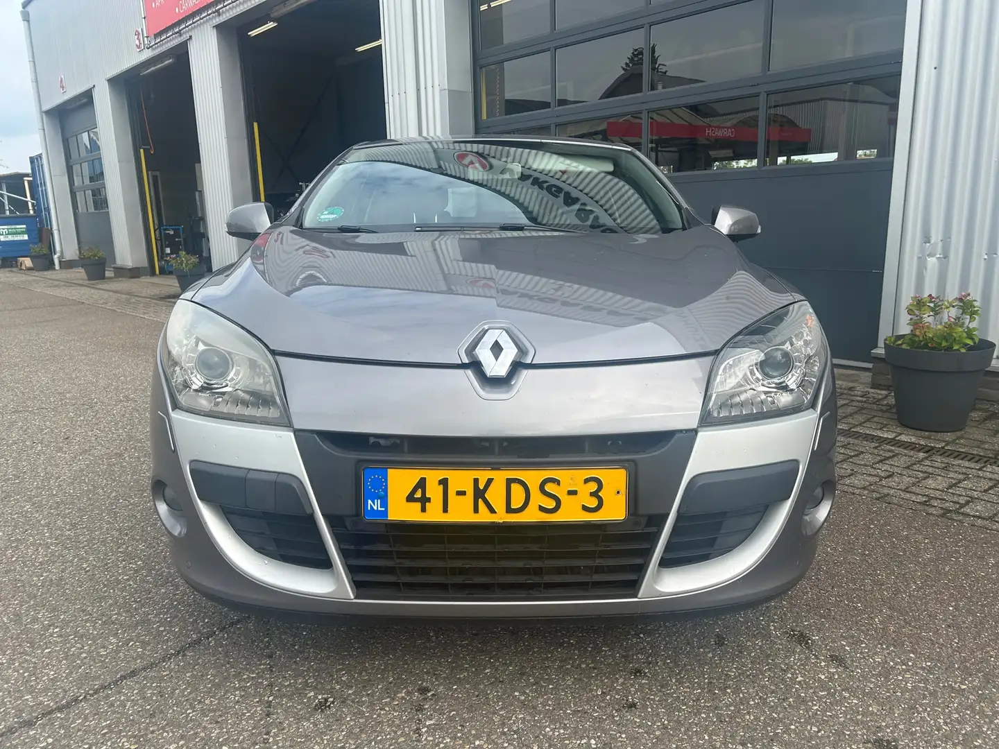 Renault Megane Coupé 1.6 Dynamique|Rijklaar prijs|Parkeersensoren Grijs - 2