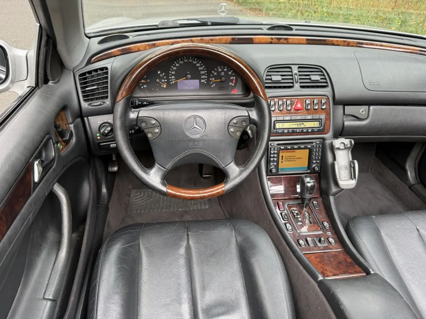 Mercedes-Benz CLK 320 Cabrio Elegance leer automaat navigatie Grey - 2