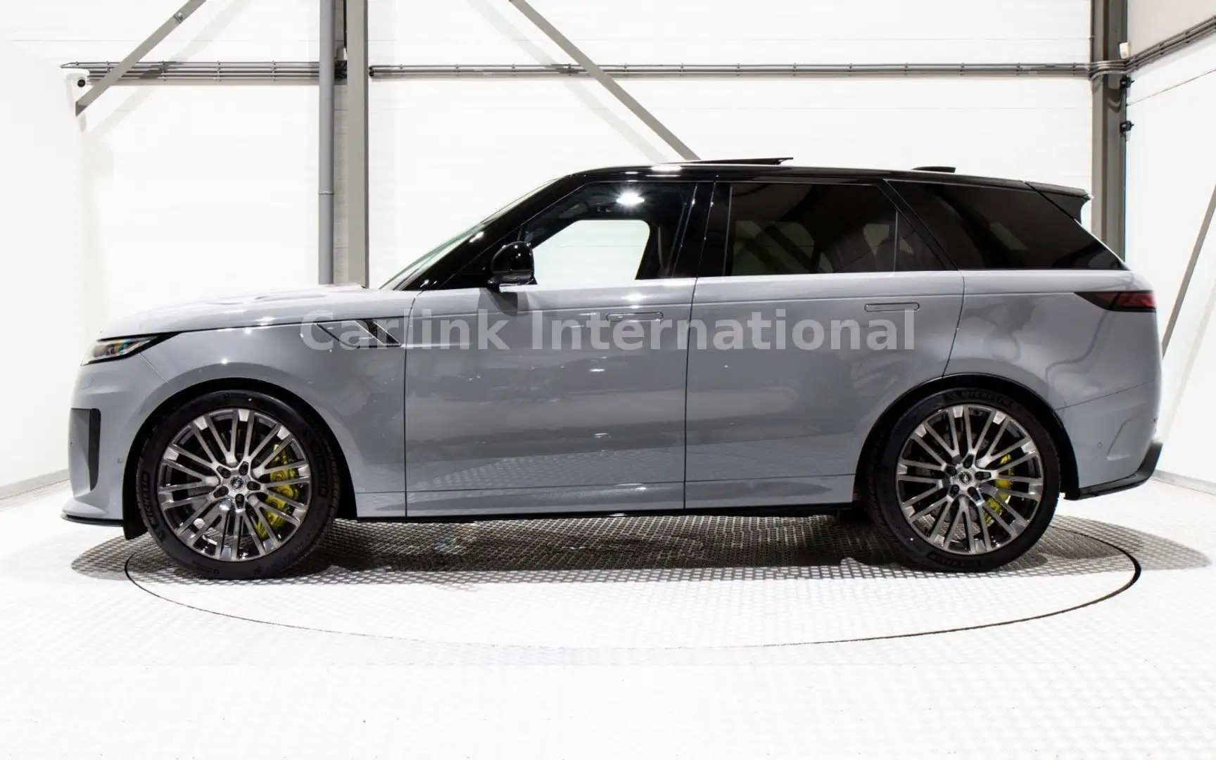 Land Rover Range Rover Sport P635 SV EDITION TWO -CERAMIC- Grau - 2