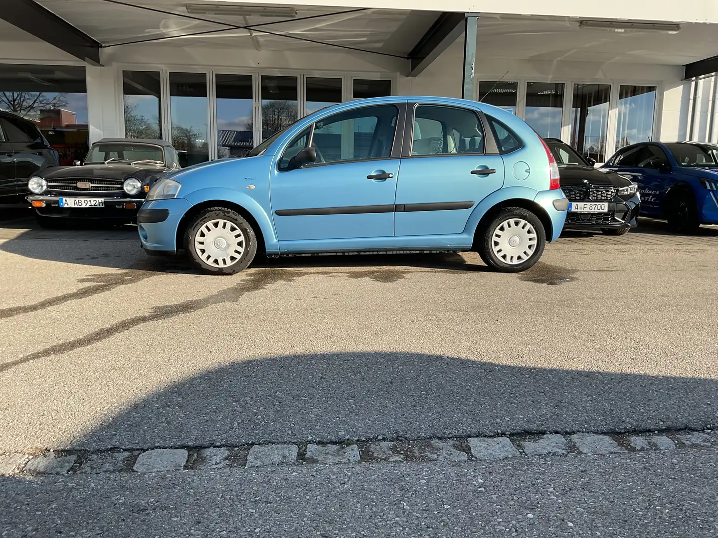 Citroen C3 HDi 70 Confort Blau - 1