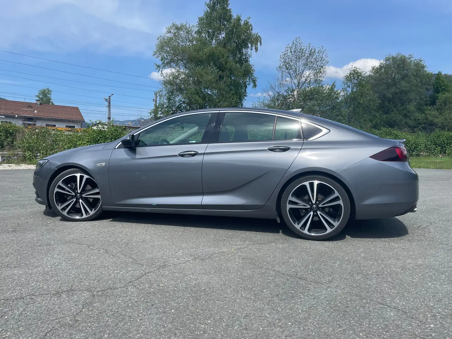 Opel Insignia Insignia Grand Sport 2,0 CDTI Innovation Aut. Grau - 2