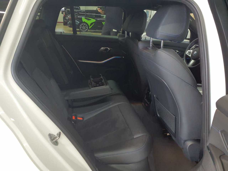 BMW 330 330e Touring Aut. M Sport LASER KAM LED — photo 14