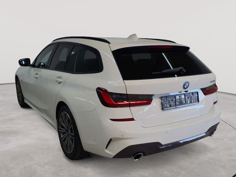 BMW 330 330e Touring Aut. M Sport LASER KAM LED — photo 5