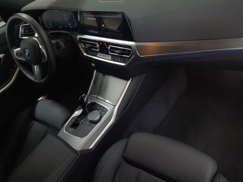 BMW 330 330e Touring Aut. M Sport LASER KAM LED — photo 9