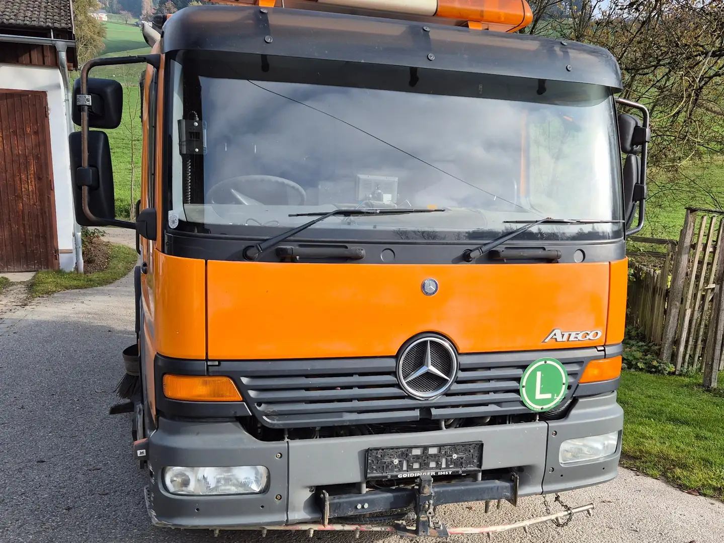 Mercedes-Benz Atego 1523 L Kehrmaschine mit Johnston Aufbau Oranje - 1