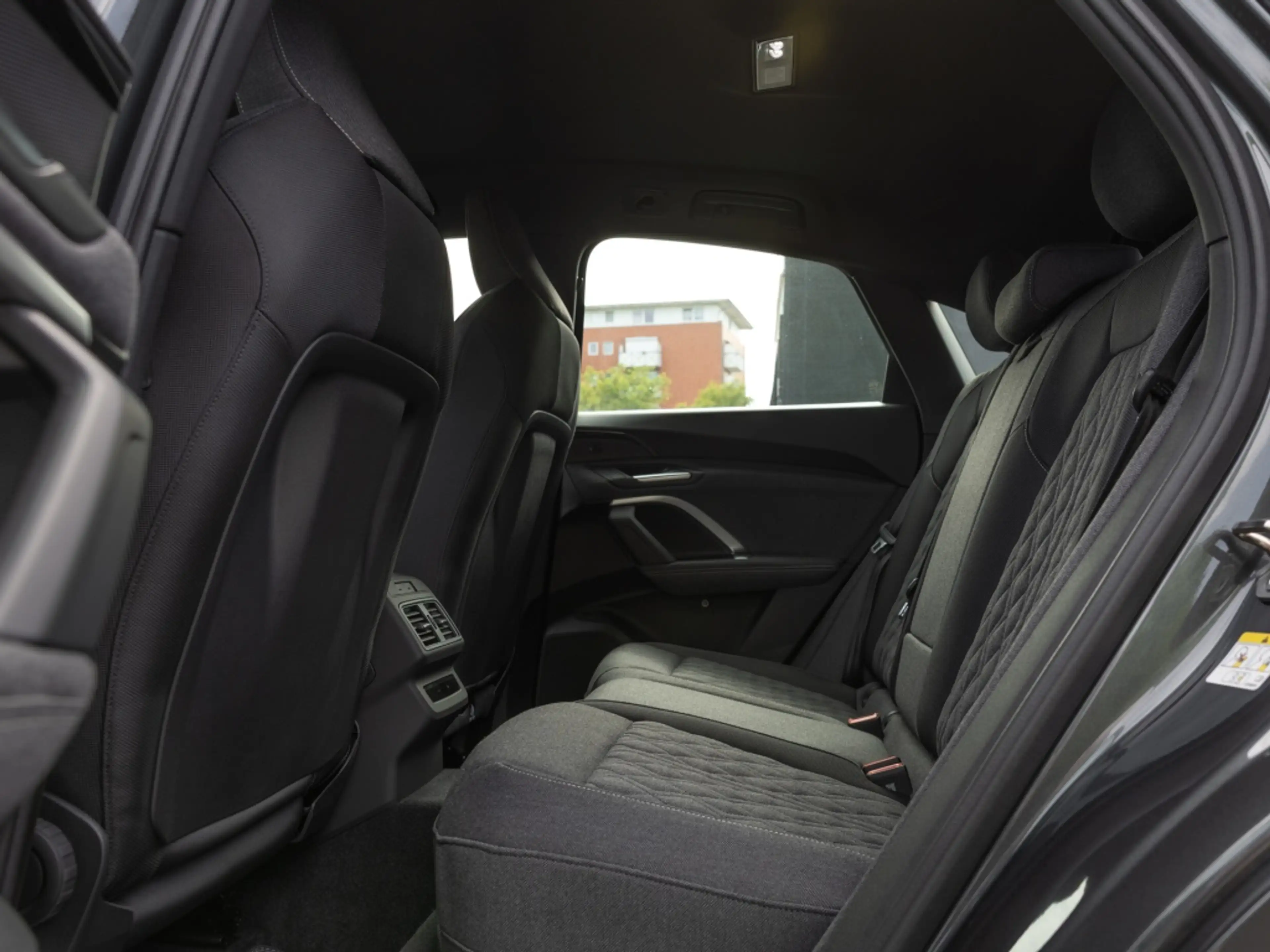 Audi Q5 2.0 TDI Sportback quattro S-Line // TZ sofort verf — photo 8