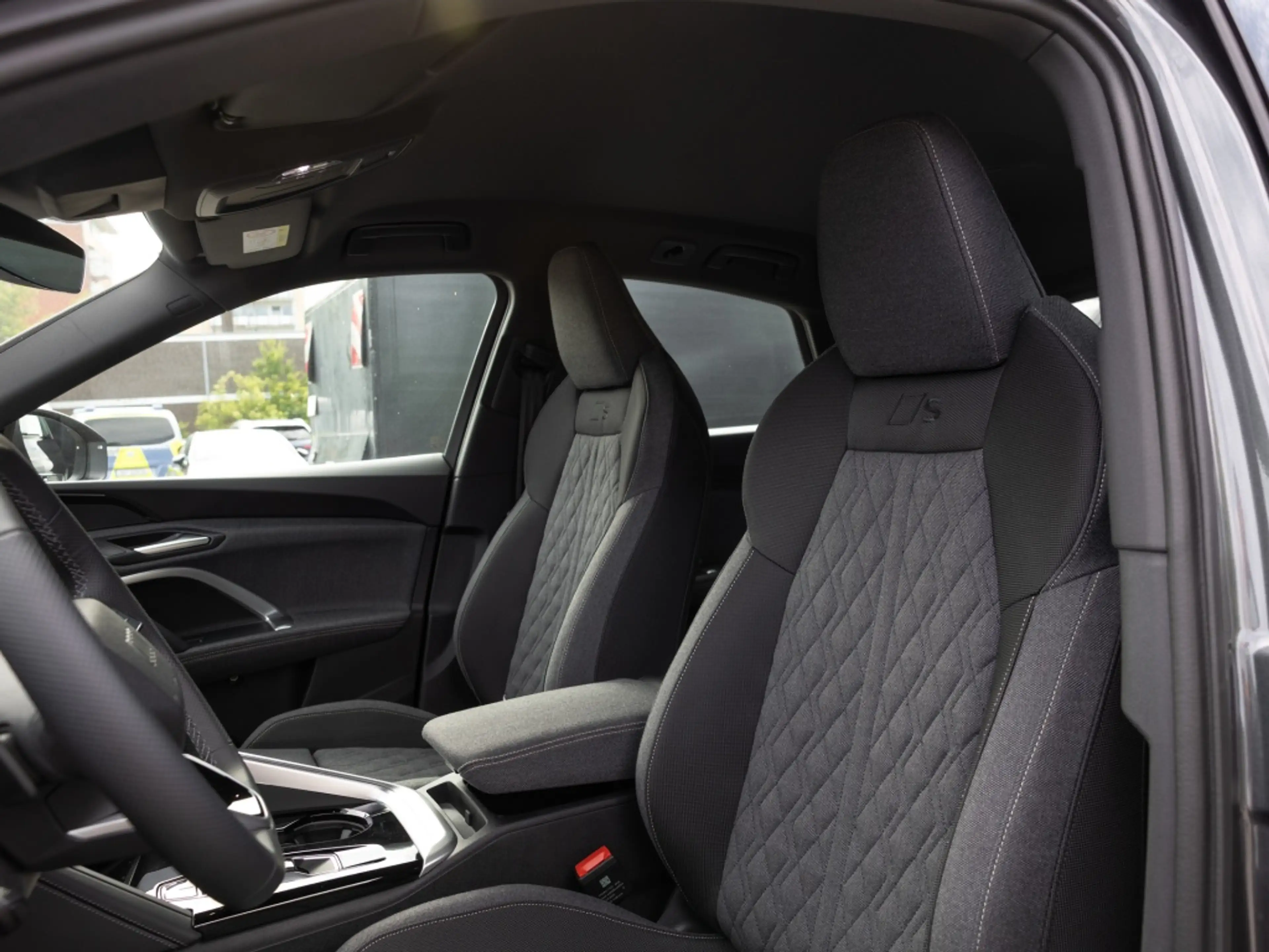Audi Q5 2.0 TDI Sportback quattro S-Line // TZ sofort verf — photo 7