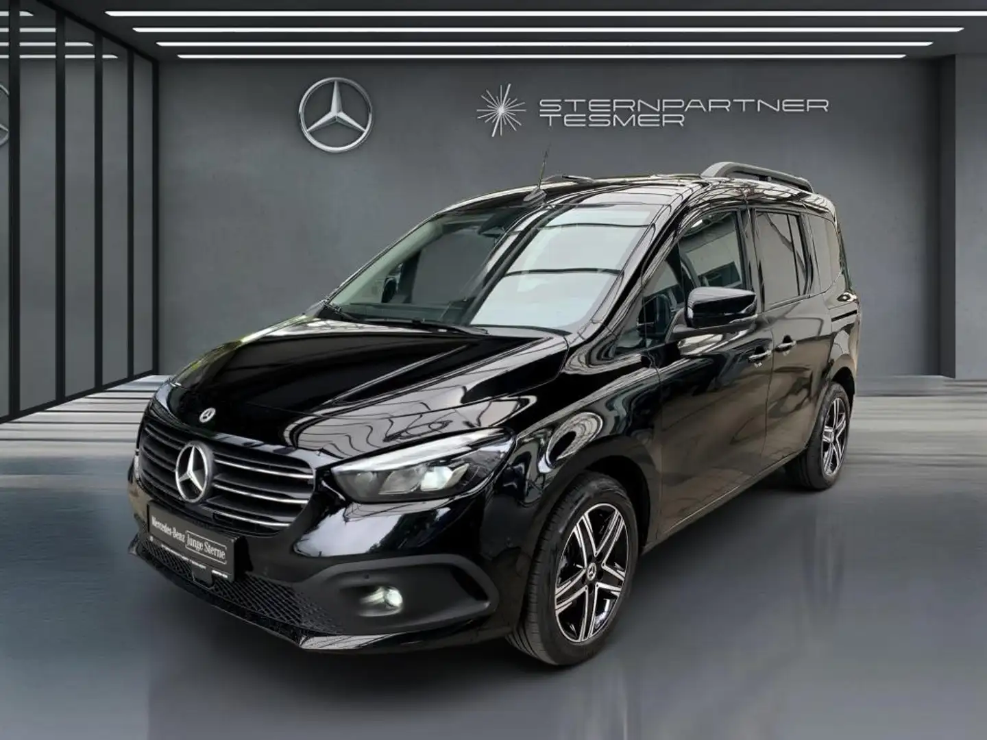 Mercedes-Benz T-Class T 180 PROGRESSIVE ED. - MBUX, LED, KEYLESS, KAM. Zwart - 1