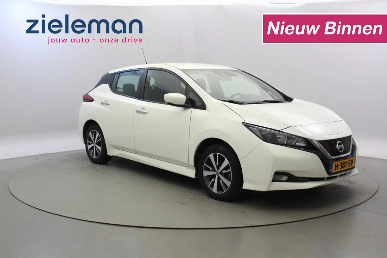 Nissan Leaf Acenta 40 kWh - Carplay, Camera, Stoelverw. SOH 10 Білий - 1